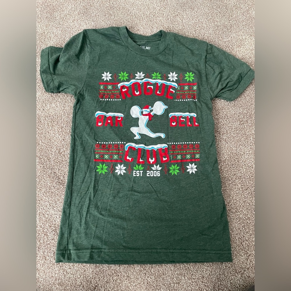 New rogue fitness holiday t shirt unisex XS